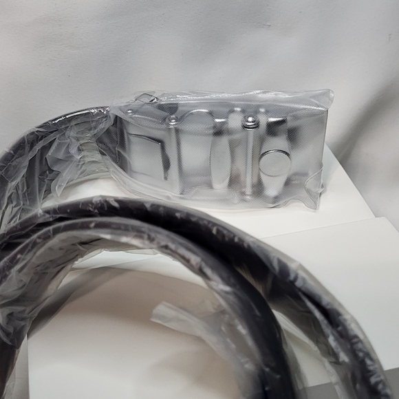 Men's NIP Brown Premium Silver Eagle Buckle Leather Belt Size 48in - Picture 8 of 8